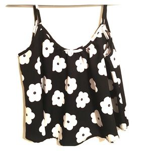 Black and white flowers crop tank